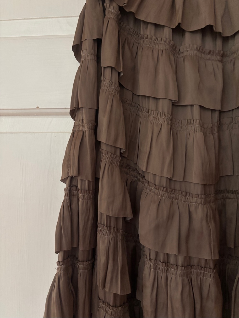 Ulla Johnson Mari Plissé Satin Midi Skirt Mica Taupe Pleated Tiers Ruffle Size 6 - Picture 14 of 16